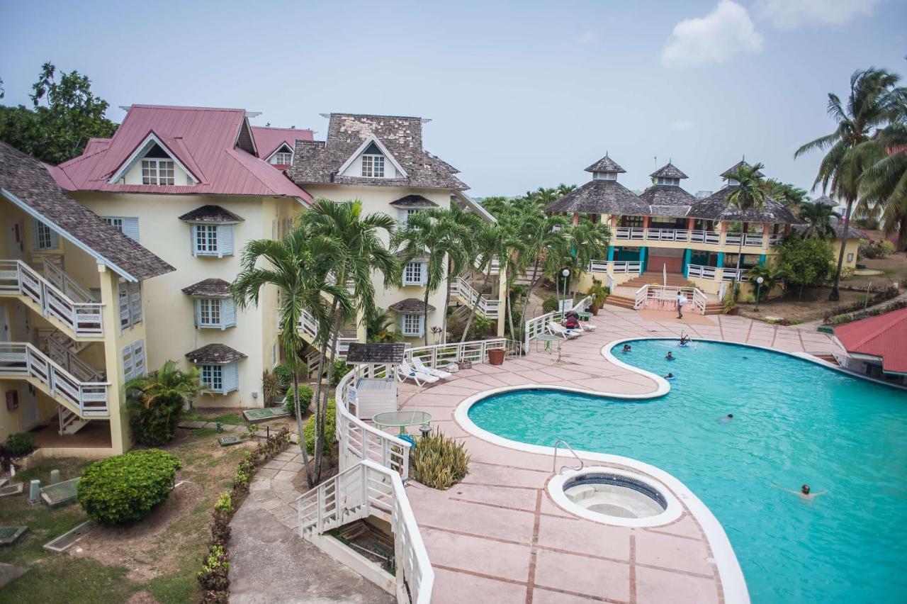 Mystic Ridge Resort Ocho Rios Bagian luar foto