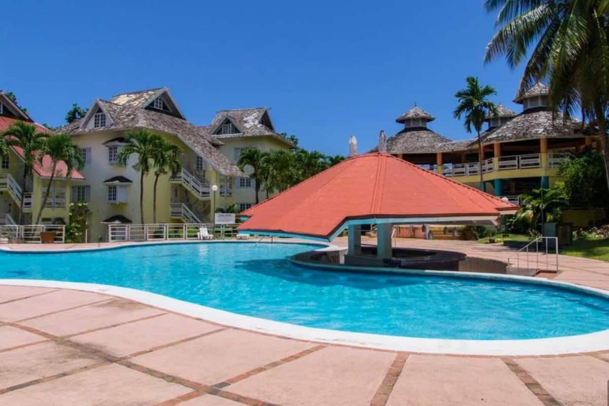 Mystic Ridge Resort Ocho Rios Bagian luar foto